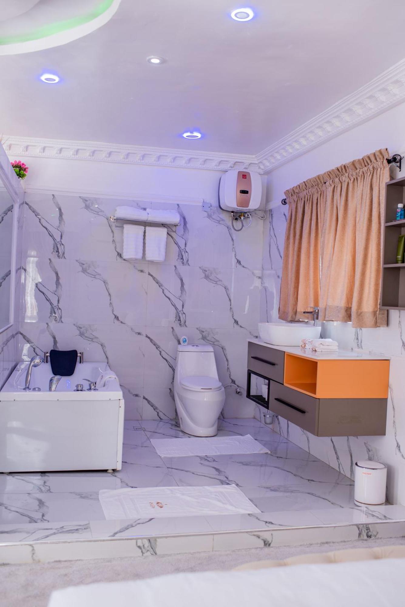 Mondeestars Luxury Home Ibadan Kültér fotó